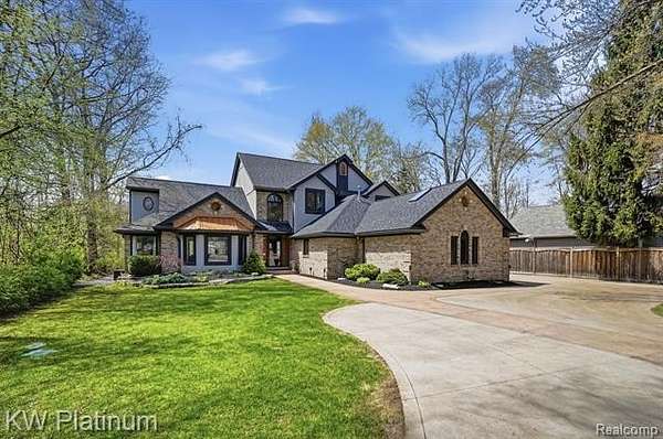 3 Acres of Land with Home for Sale in Port Huron, Michigan