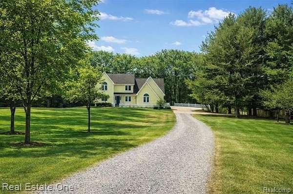 6.78 Acres of Land with Home for Sale in Oakland Charter Township, Michigan