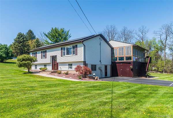 2.1 Acres of Land with Home for Sale in Wallkill Town, New York