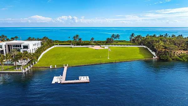 4 Acres of Residential Land for Sale in Manalapan, Florida