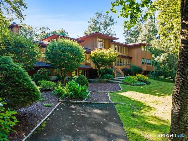 1.5 Acres of Improved Mixed-Use Land for Sale in Ridgefield, Connecticut