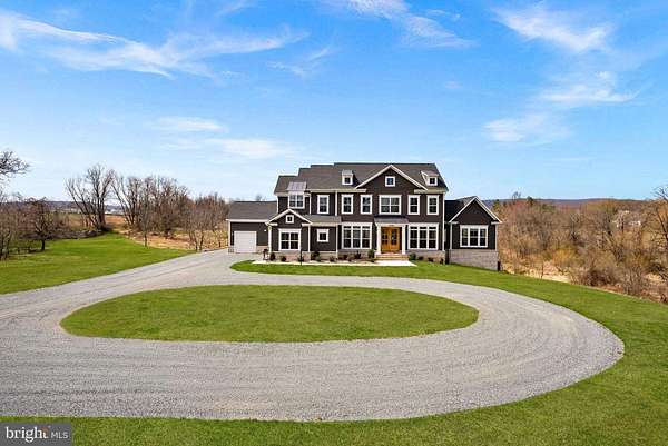 17 Acres of Land with Home for Lease in Hillsboro, Virginia
