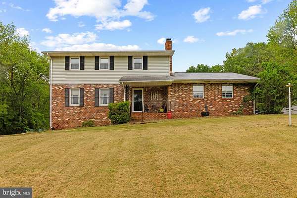 1.86 Acres of Land with Home for Sale in Nokesville, Virginia