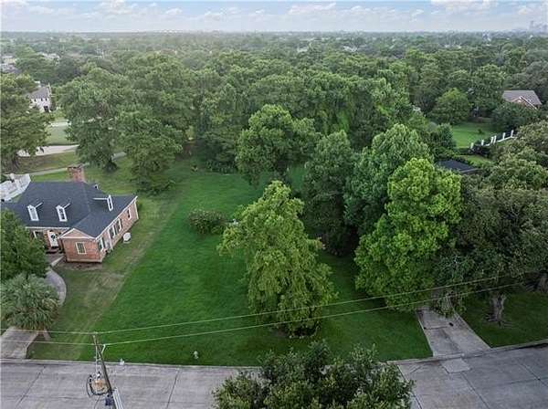 0.73 Acres of Residential Land for Sale in Gretna, Louisiana