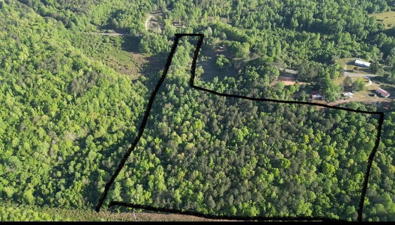 10.9 Acres of Land for Sale in Thorsby, Alabama