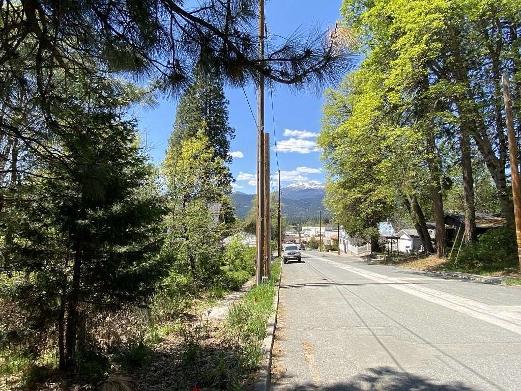 0.16 Acres of Residential Land for Sale in Mount Shasta, California