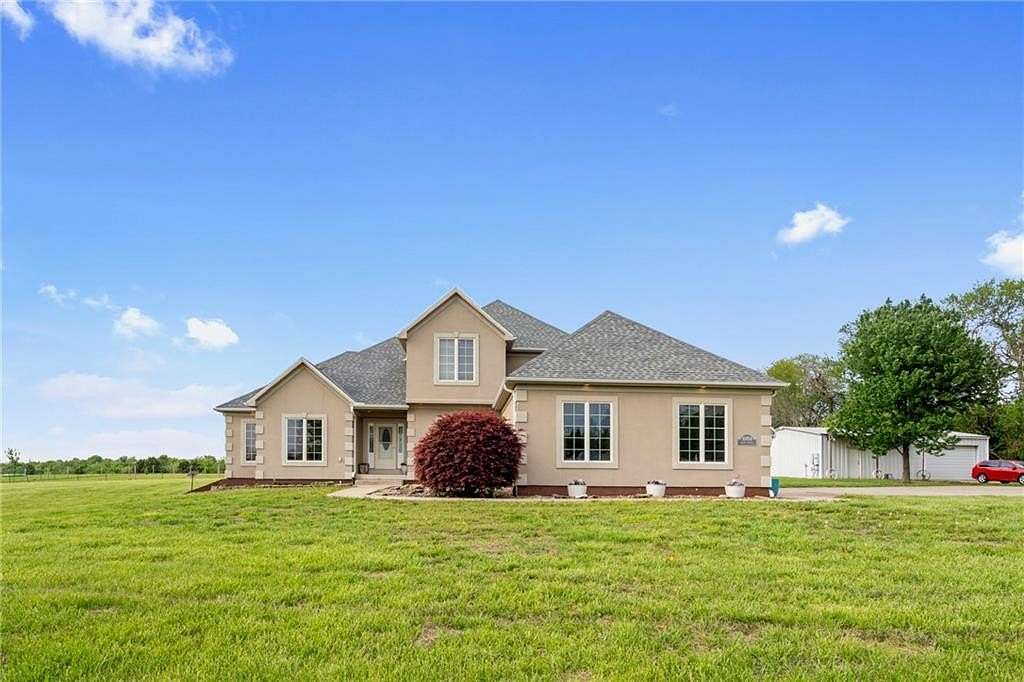 4.6 Acres of Land with Home for Sale in Grain Valley, Missouri