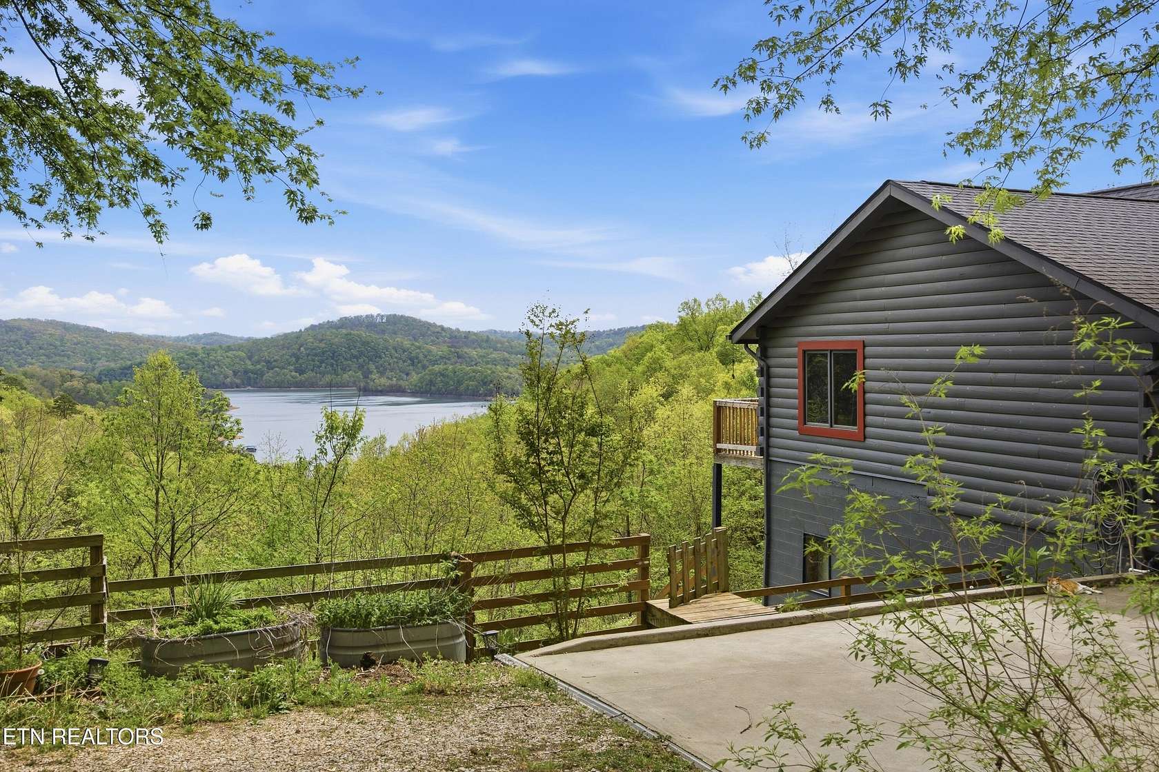 16.2 Acres of Land with Home for Sale in Sharps Chapel, Tennessee