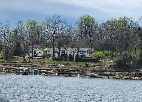 1.7 Acres of Land with Home for Sale in Harrodsburg, Kentucky