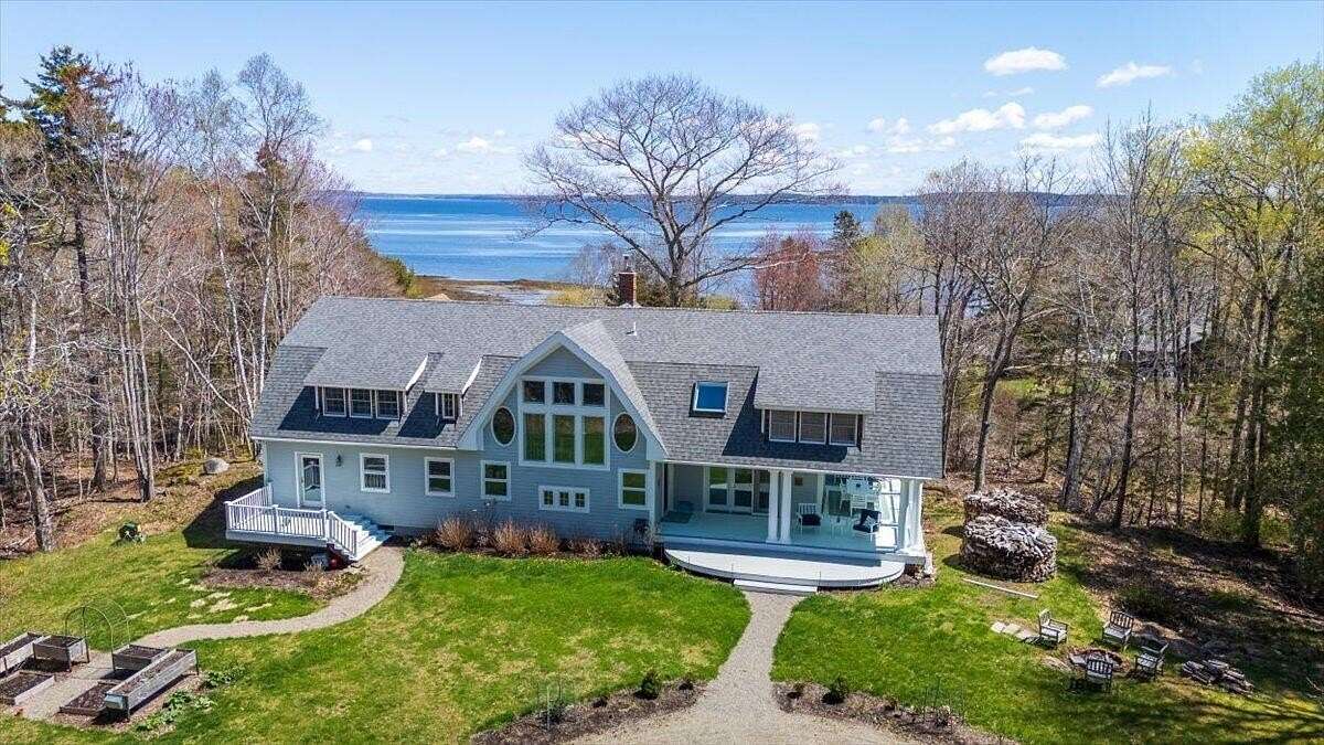 4 Acres of Land with Home for Sale in Islesboro, Maine