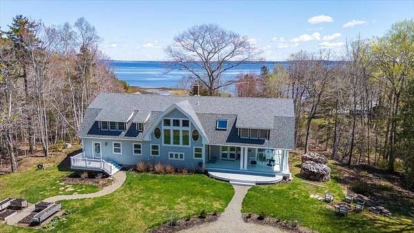 4 Acres of Land with Home for Sale in Islesboro, Maine