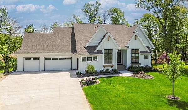 6.2 Acres of Land with Home for Sale in Ham Lake, Minnesota