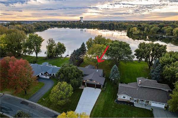 1.6 Acres of Land with Home for Sale in Mendota Heights, Minnesota