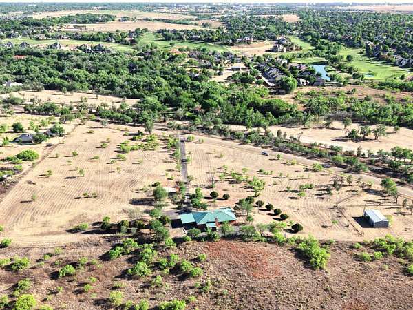 8.65 Acres of Land with Home for Sale in Amarillo, Texas