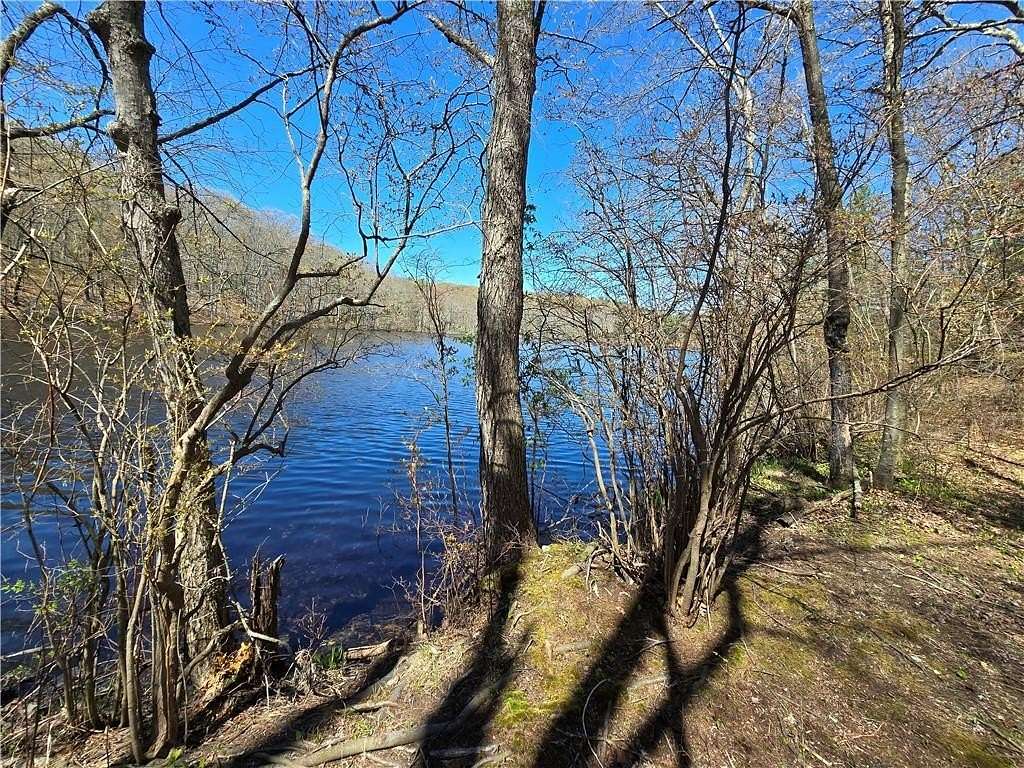 1 Acre of Residential Land for Sale in Smithfield, Rhode Island