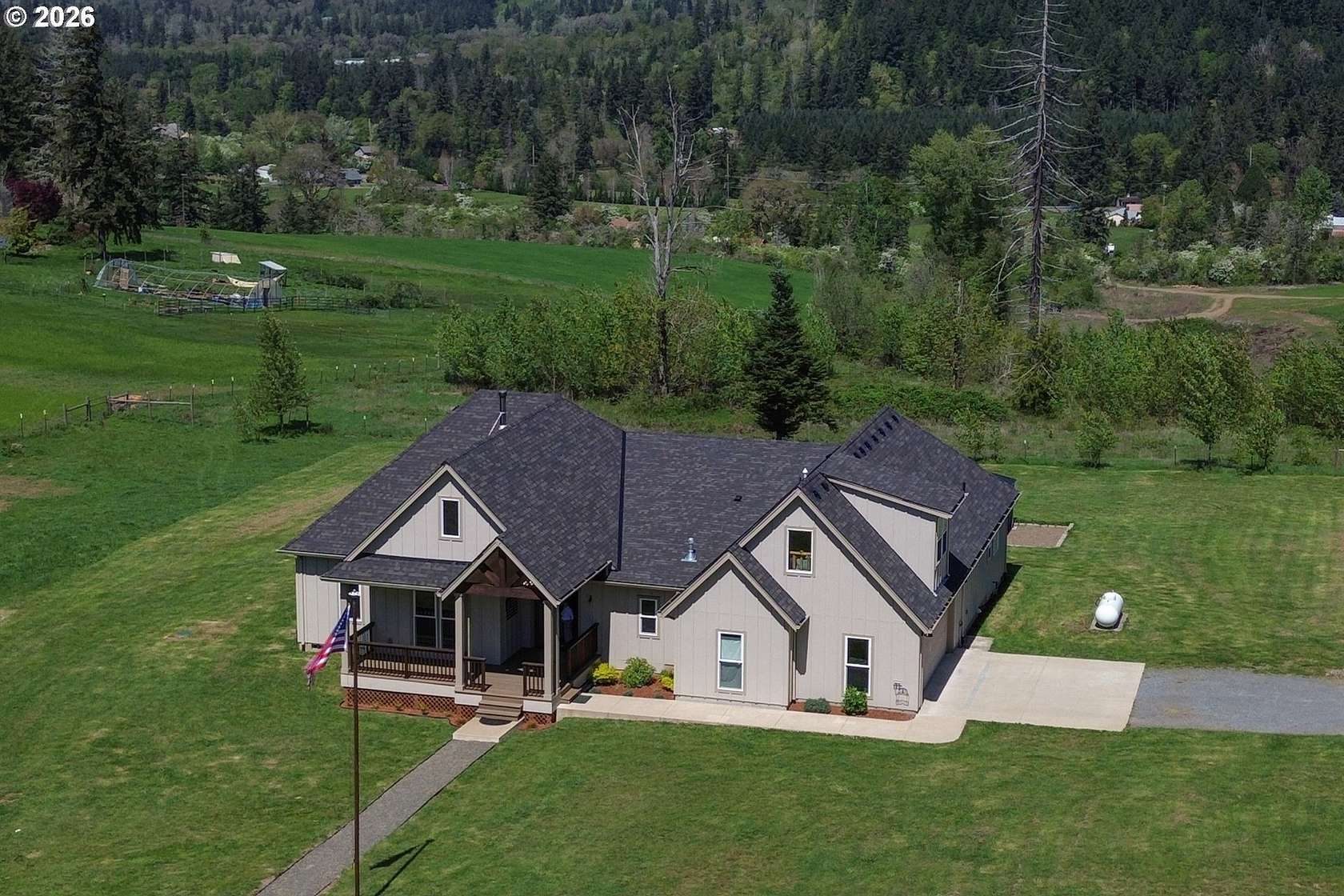 3 Acres of Land with Home for Sale in Molalla, Oregon