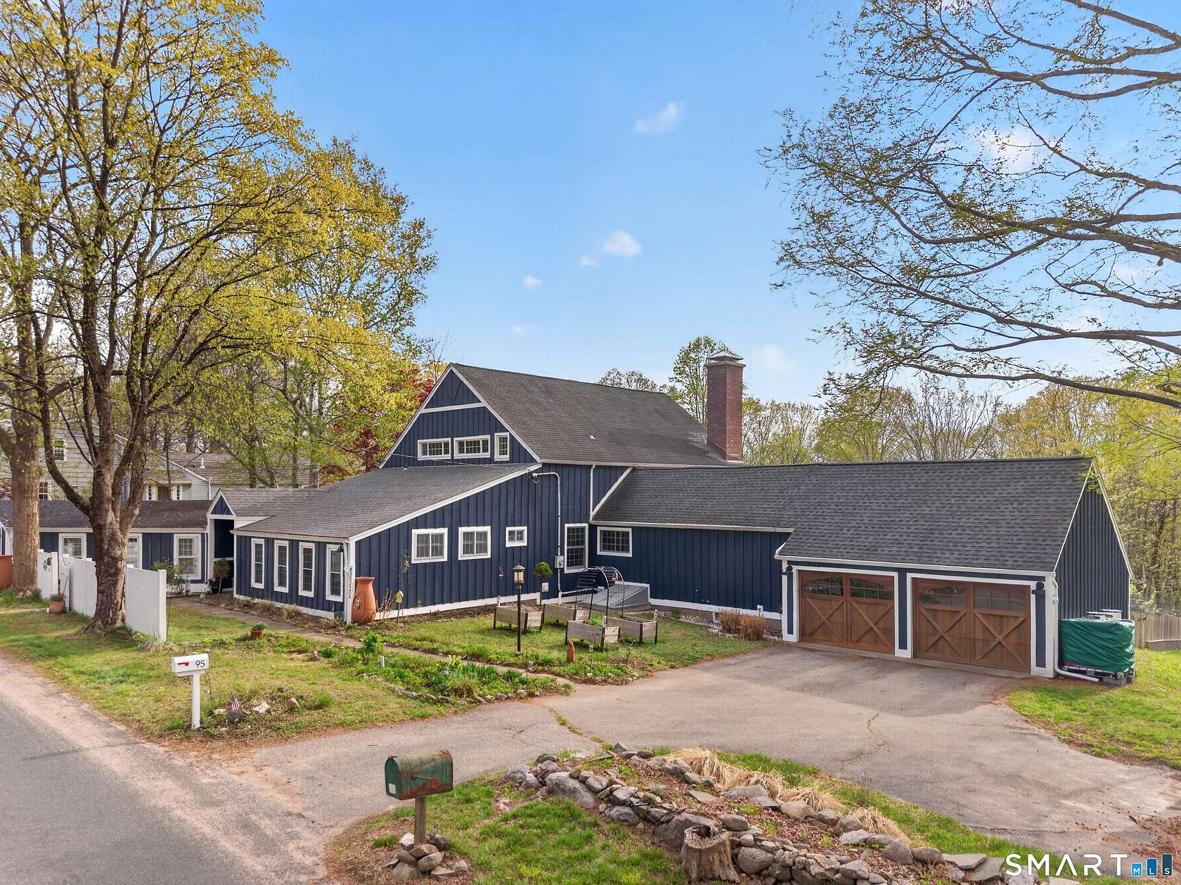 8.7 Acres of Land with Home for Sale in Killingworth, Connecticut