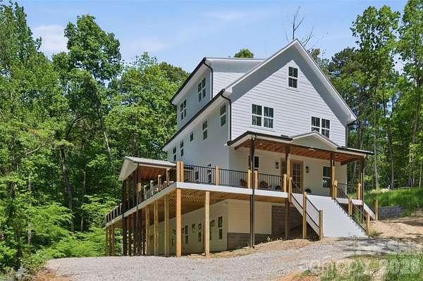 1.59 Acres of Land with Home for Sale in Matthews, North Carolina