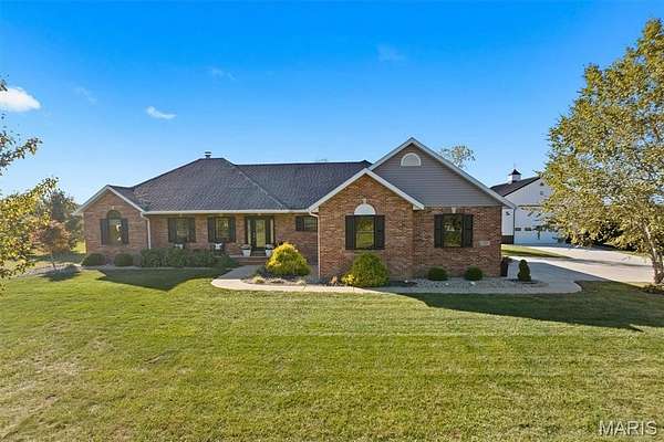 3 Acres of Land with Home for Sale in Edwardsville, Illinois