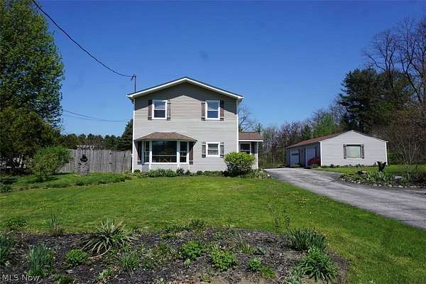 1.62 Acres of Land with Home for Sale in Geneva, Ohio