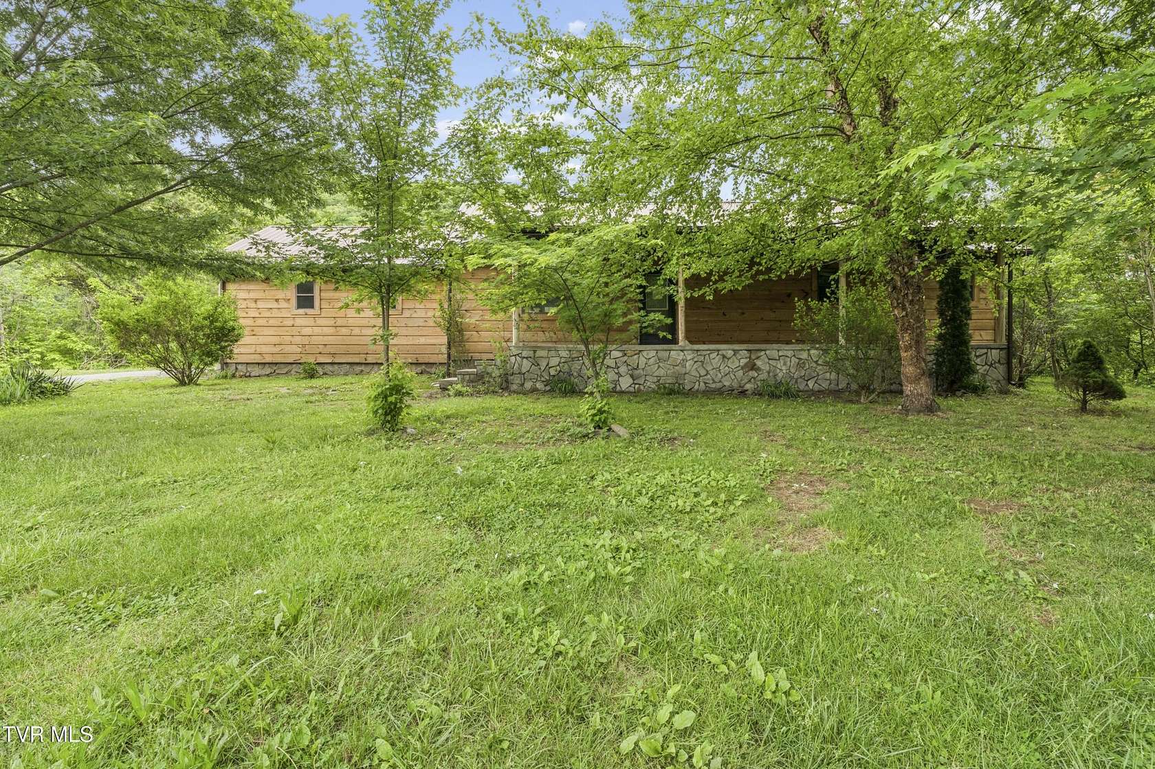 2 Acres of Improved Mixed-Use Land for Sale in Jonesborough, Tennessee