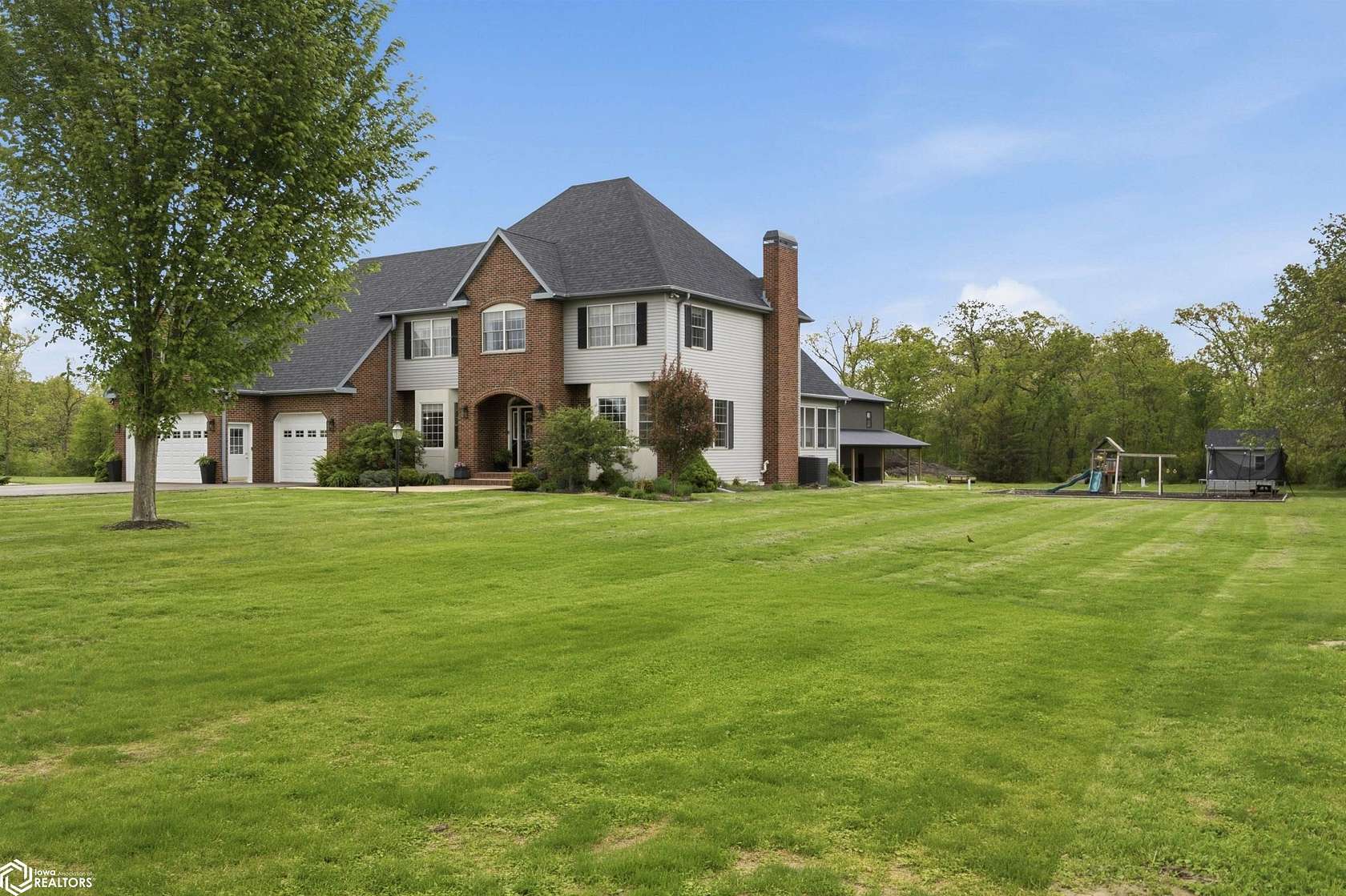 5.44 Acres of Land with Home for Sale in Fort Madison, Iowa