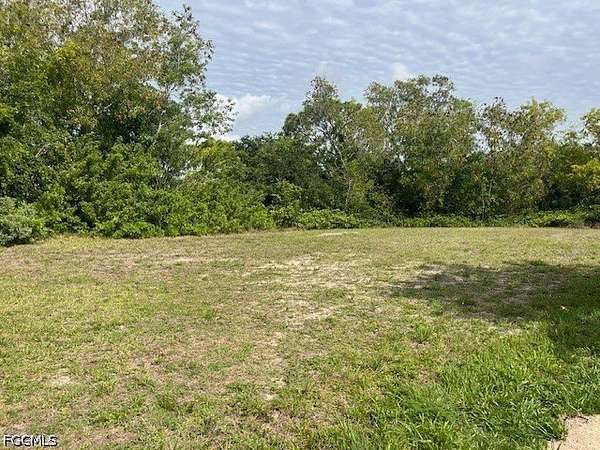 0.25 Acres of Residential Land for Sale in Cape Coral, Florida