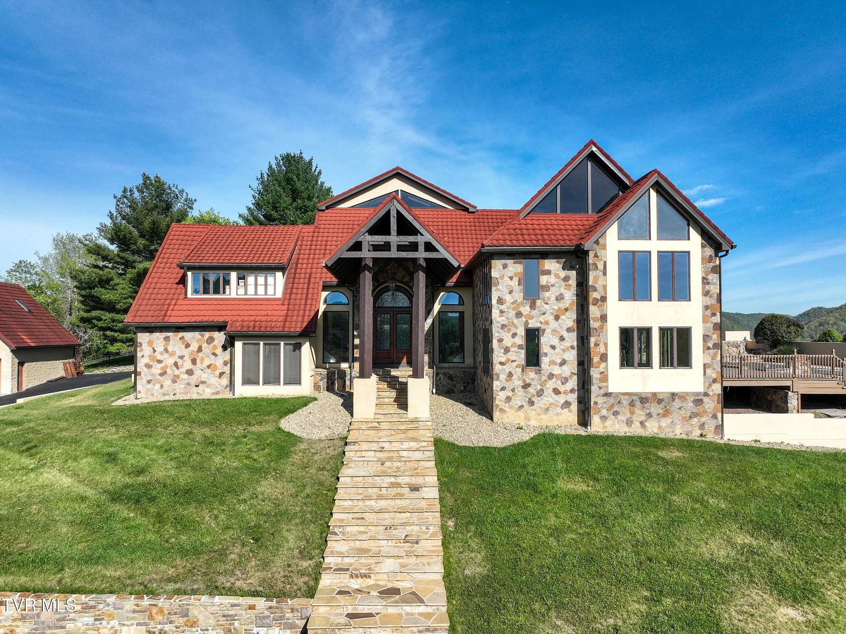 3.23 Acres of Land with Home for Sale in Richlands, Virginia