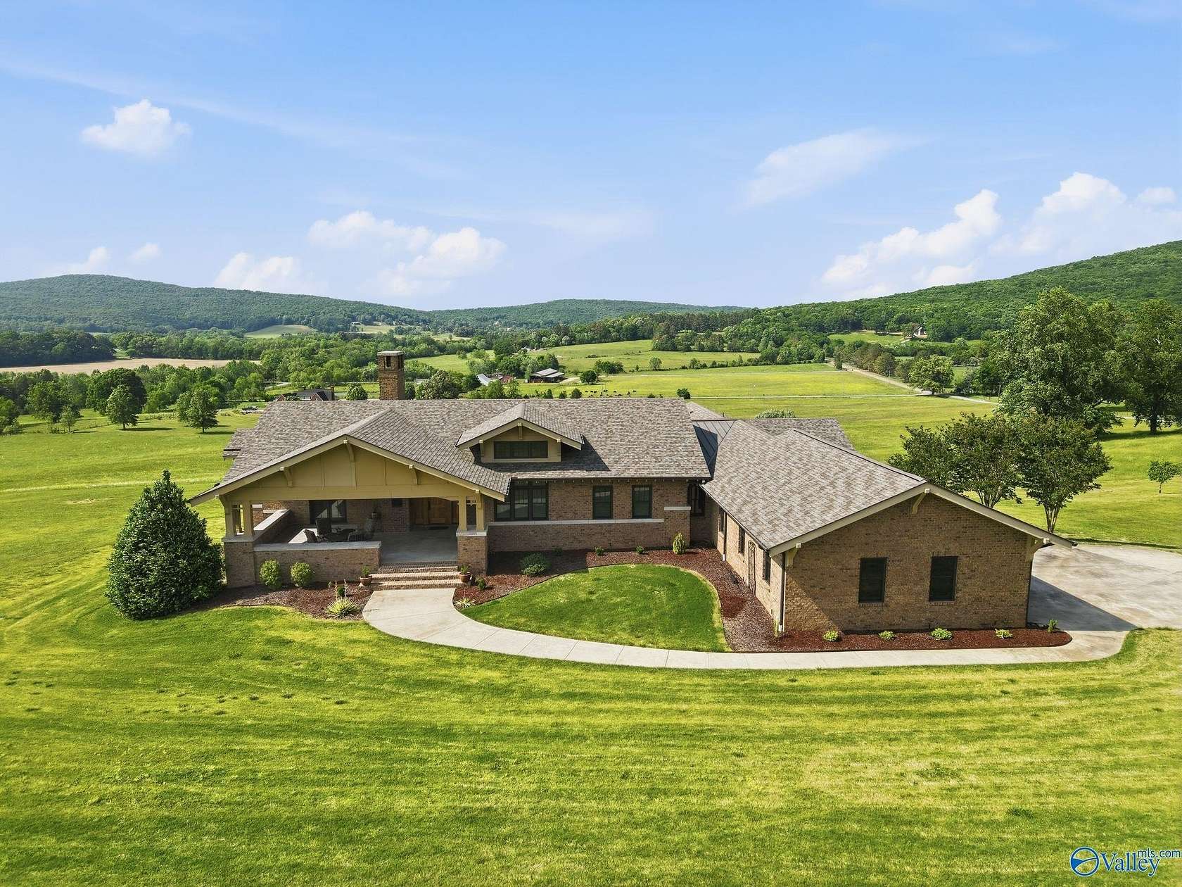 32.3 Acres of Land with Home for Sale in New Market, Alabama