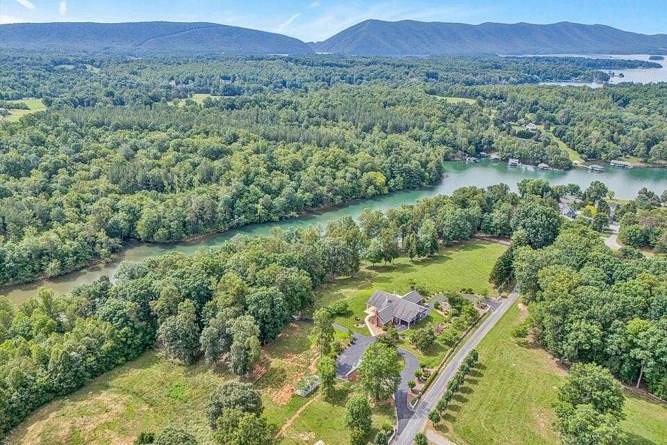 6.89 Acres of Land for Sale in Huddleston, Virginia