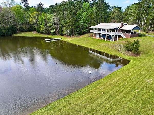 98.6 Acres of Land with Home for Sale in Milledgeville, Georgia