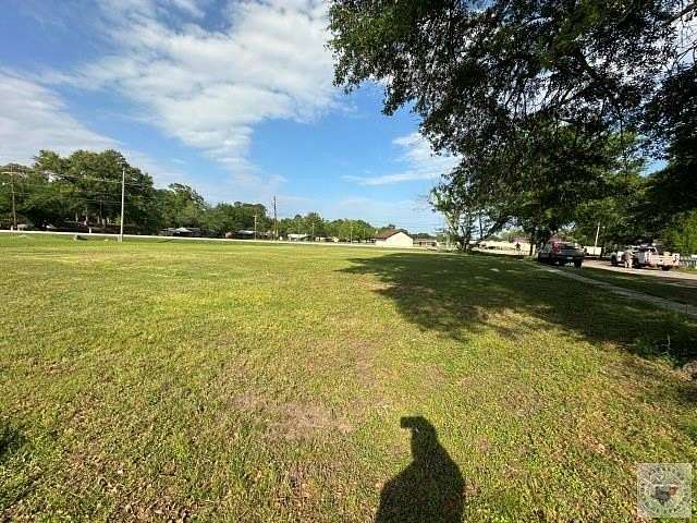 0.35 Acres of Residential Land for Sale in Jefferson, Texas