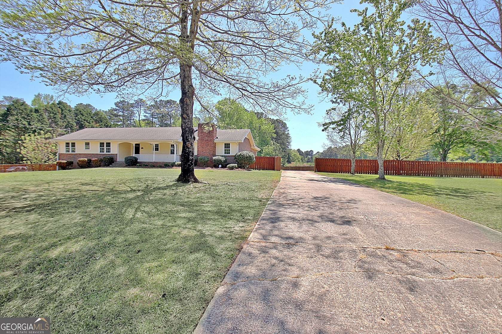 1.89 Acres of Land with Home for Sale in Fayetteville, Georgia