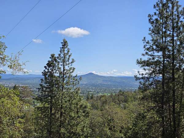 20.7 Acres of Land for Sale in Medford, Oregon