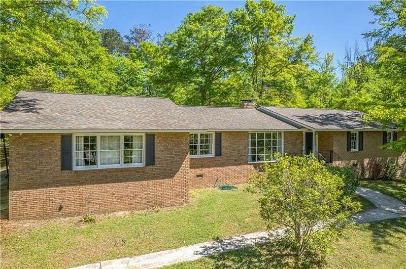 1.5 Acres of Land with Home for Sale in Milledgeville, Georgia
