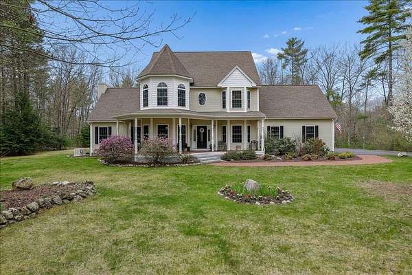 2 Acres of Land with Home for Sale in Amherst, New Hampshire