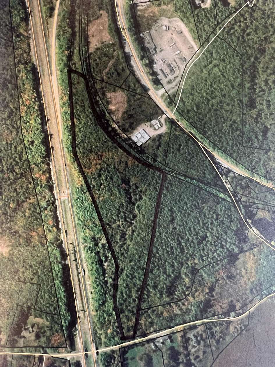 32 Acres of Mixed-Use Land for Sale in Candia, New Hampshire