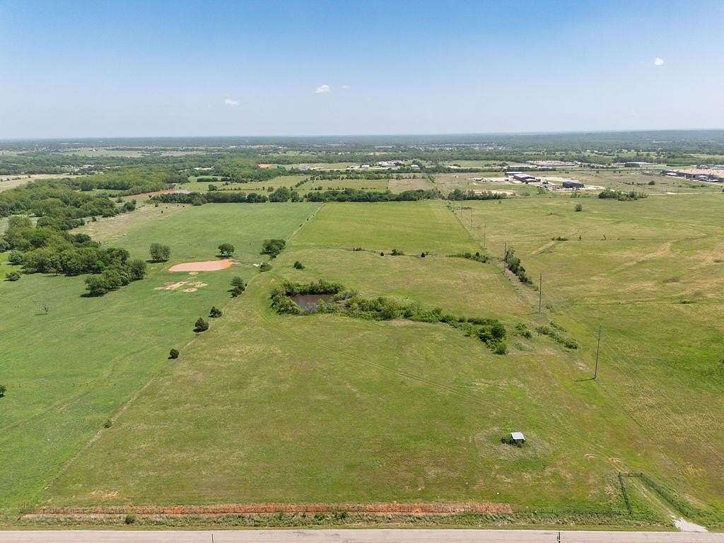40 Acres of Agricultural & Residential Land for Sale in Shawnee, Oklahoma