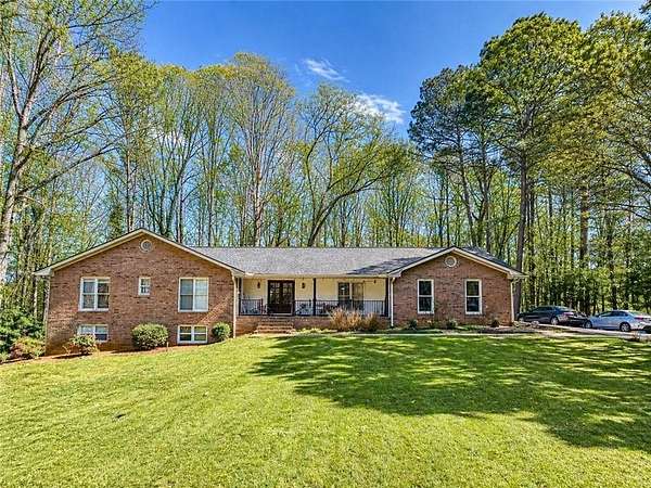 1.7 Acres of Land with Home for Sale in Stockbridge, Georgia