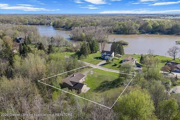 0.69 Acres of Land for Sale in Perrinton, Michigan