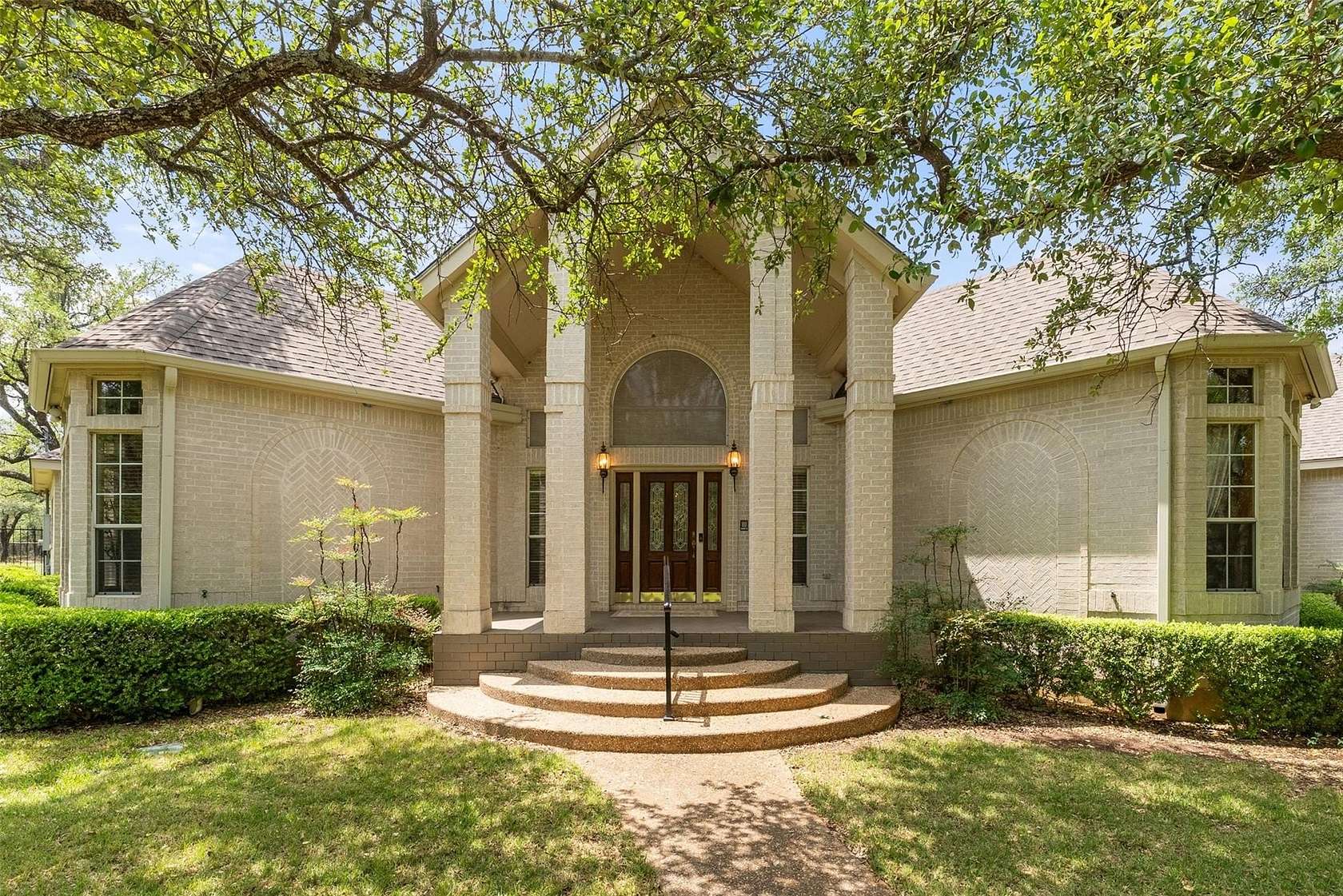 6 Acres of Land with Home for Sale in Georgetown, Texas