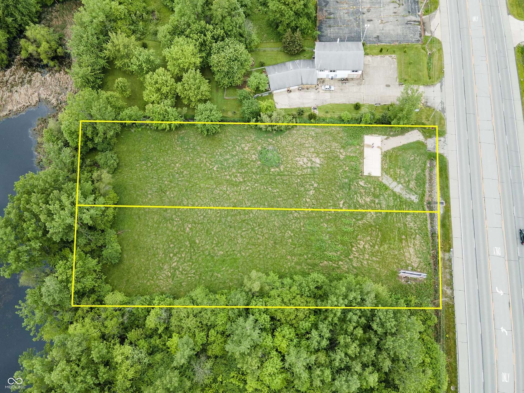 0.86 Acres of Commercial Land for Sale in Anderson, Indiana