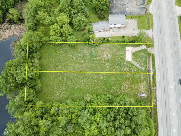 0.86 Acres of Commercial Land for Sale in Anderson, Indiana