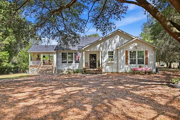 18.5 Acres of Land with Home for Sale in Micanopy, Florida