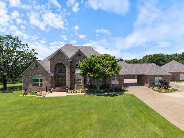 5 Acres of Land with Home for Sale in Greenbrier, Arkansas