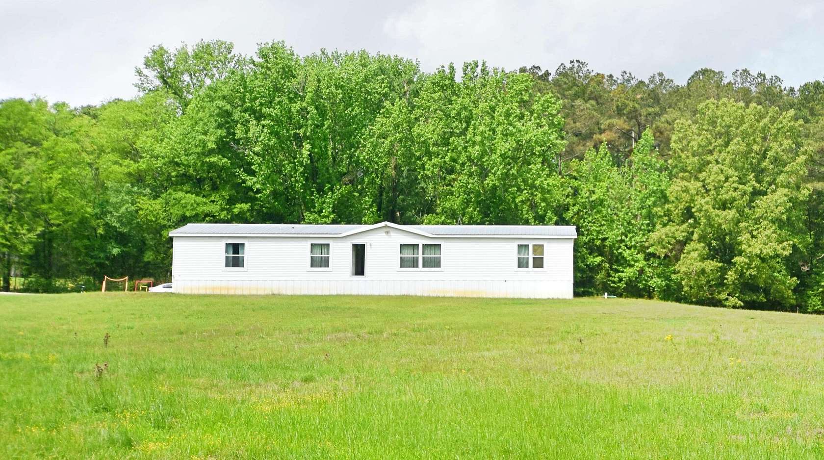3.8 Acres of Land with Home for Sale in Tupelo, Mississippi