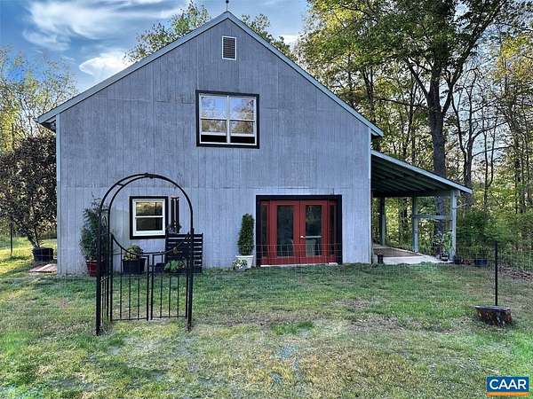 4.54 Acres of Land with Home for Sale in Scottsville, Virginia