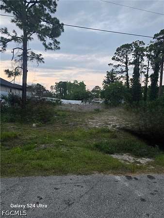 0.25 Acres of Residential Land for Sale in Lehigh Acres, Florida