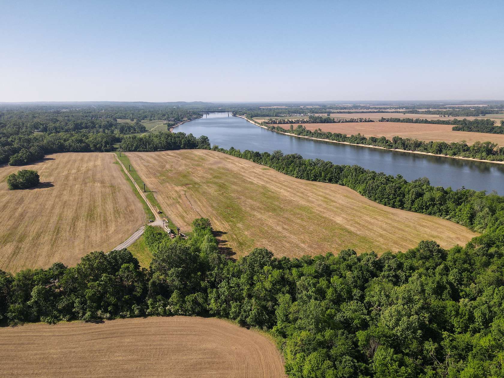700 Acres of Land for Sale in Savannah, Tennessee
