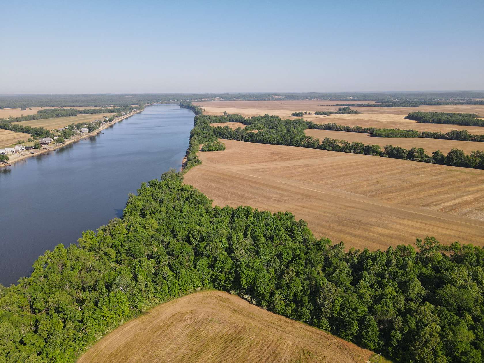 700 Acres of Land for Sale in Savannah, Tennessee